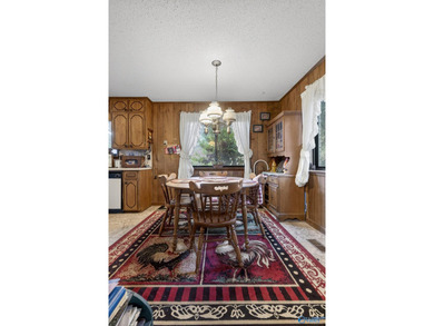 Experience waterfront living on Neely Henry Lake in sought-after - photo 17