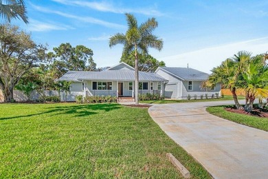 A refined coastal retreat in Stuart's coveted Port Sewall. This - photo 7