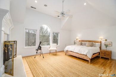 For those who enjoy entertaining and privacy, this 4.3 acre - photo 21