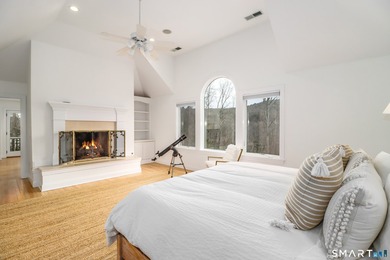 For those who enjoy entertaining and privacy, this 4.3 acre - photo 22