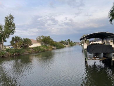 City water and sewer, beautiful neighborhood, one of the few and - photo 25