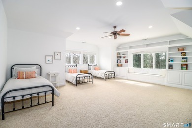 For those who enjoy entertaining and privacy, this 4.3 acre - photo 28