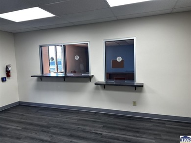 Outstanding Commercial Investment Opportunity! This exceptional