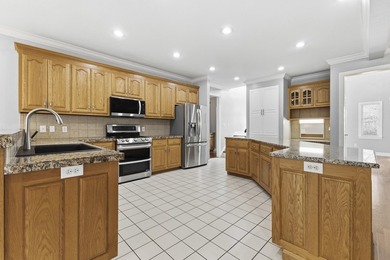 Centrally located in the heart of Morristown, this picturesque - photo 33