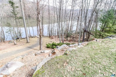 For those who enjoy entertaining and privacy, this 4.3 acre - photo 38