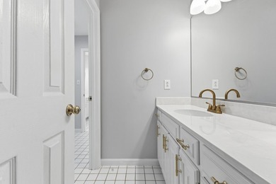Centrally located in the heart of Morristown, this picturesque - photo 58