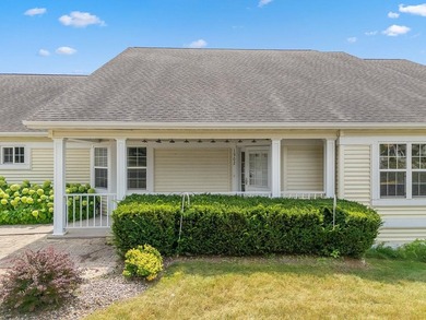 Priced below assessed value! Welcome to this well-maintained - photo 2