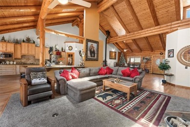 Discover the exceptional craftsmanship of this stunning log home - photo 11