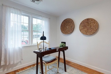 Enjoy this beautifully updated Ranch set on a corner lot w/ - photo 15
