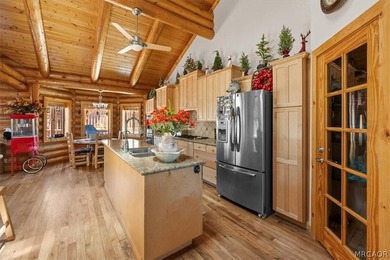 Discover the exceptional craftsmanship of this stunning log home - photo 17