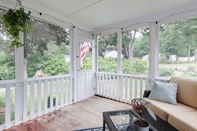 Enjoy this beautifully updated Ranch set on a corner lot w/ - photo 19