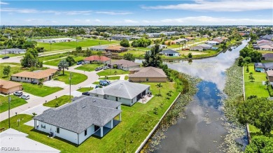 Cape Coral Lakes Area Home For Sale in Cape Coral Florida