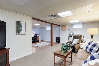 Enjoy this beautifully updated Ranch set on a corner lot w/ - photo 21