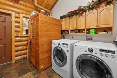 Discover the exceptional craftsmanship of this stunning log home - photo 24