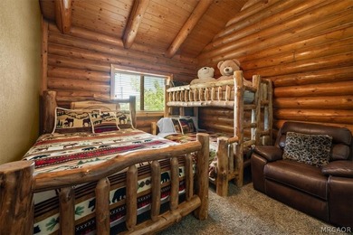 Discover the exceptional craftsmanship of this stunning log home - photo 26