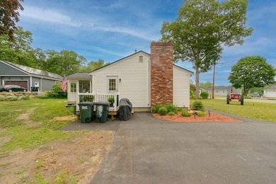 Enjoy this beautifully updated Ranch set on a corner lot w/ - photo 26