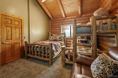 Discover the exceptional craftsmanship of this stunning log home - photo 27