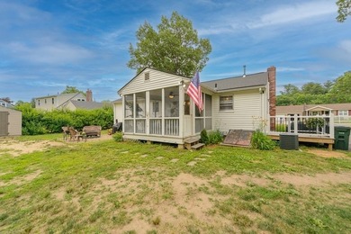 Enjoy this beautifully updated Ranch set on a corner lot w/ - photo 27