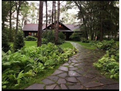 Daggett Lake Home For Sale in Crosslake Minnesota