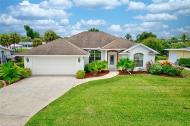 Lake Grassy Home For Sale in Lake Placid Florida