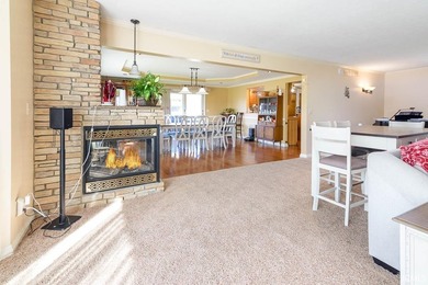 This house has a 2.49% ASSUMABLE MORTGAGE! Located on the 7th - photo 5