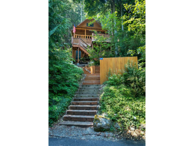 Lake Home For Sale in Easton, Washington