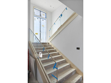 Brand New Luxury Residence in the highly sought-after Bel Aire - photo 11