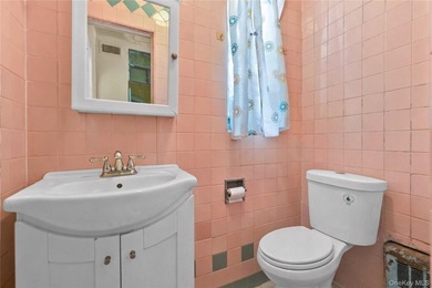 Welcome to 224 East 55th Street, a spacious and well-maintained - photo 12