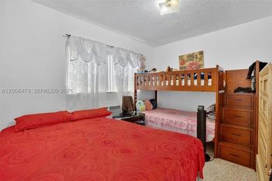 Excellent investment opportunity in Miami. This 5-unit - photo 7