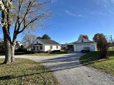 Lake Cumberland Home Sale Pending in Monticello Kentucky