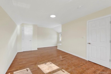 Opportunity Knocks! Priced to sell! 100% Brick Legal 2 Family - photo 10