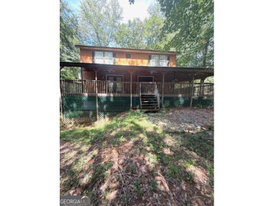 Lake Home For Sale in Lavonia, Georgia