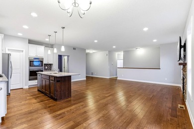 This beautifully maintained Prior Lake home features a spacious - photo 13