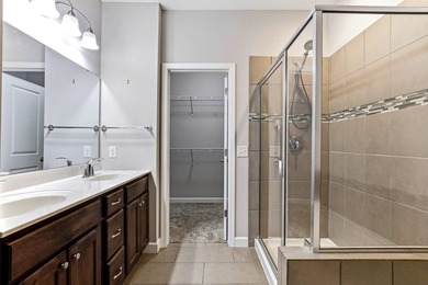 This beautifully maintained Prior Lake home features a spacious - photo 24