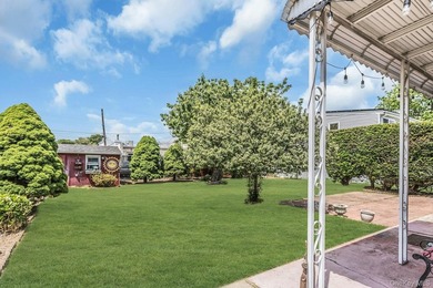 Great opportunity to own a detached two family offering - photo 29
