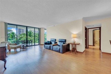 Spacious 1,520 SqFt two-bedroom on Williams Island with warm - photo 3