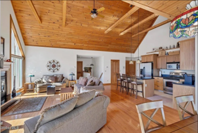 Contemporary lakeview home offers a rare blend of flexibility - photo 15