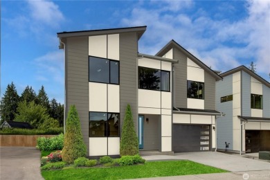 Lake Home For Sale in Lynnwood, Washington