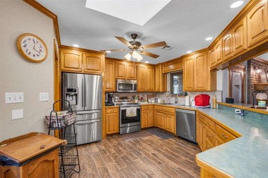 Experience the best of country lake living on 5.4 acres, just 4 - photo 12