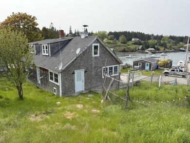 A rare inner harbor offering with a 5 bedroom house and a 32 x - photo 3