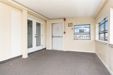 Huge price improvement for this exceptional 3 bedroom waterfront - photo 15