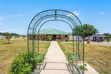 Experience the best of country lake living on 5.4 acres, just 4 - photo 39