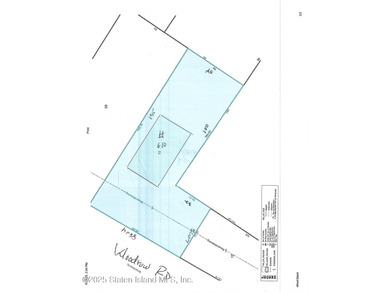 Large 2 family with basement, large yard and in-ground pool - photo 9