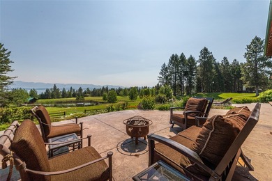 Spanning over 23 acres of meticulously manicured grounds, this - photo 41