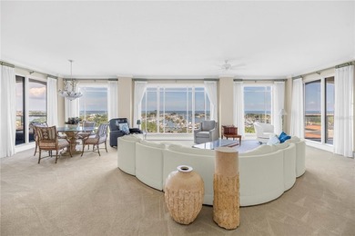 Spectacular Downtown St. Pete Condo with Mesmerizing Waterfront - photo 2