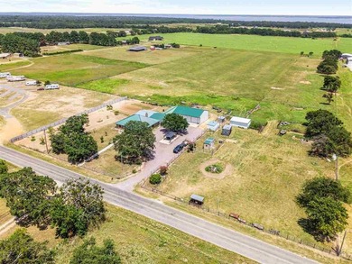 Experience the best of country lake living on 5.4 acres, just 4 - photo 43