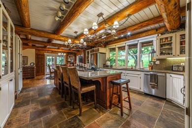 Spanning over 23 acres of meticulously manicured grounds, this - photo 46
