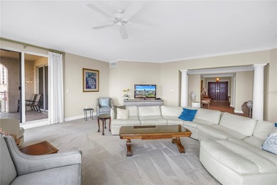 Spectacular Downtown St. Pete Condo with Mesmerizing Waterfront - photo 8