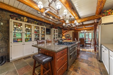 Spanning over 23 acres of meticulously manicured grounds, this - photo 48