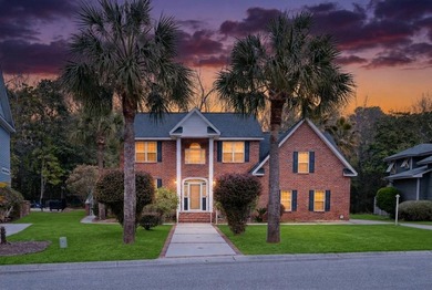 Welcome Home! Gorgeous Traditional Full Brick home with pool - photo 1